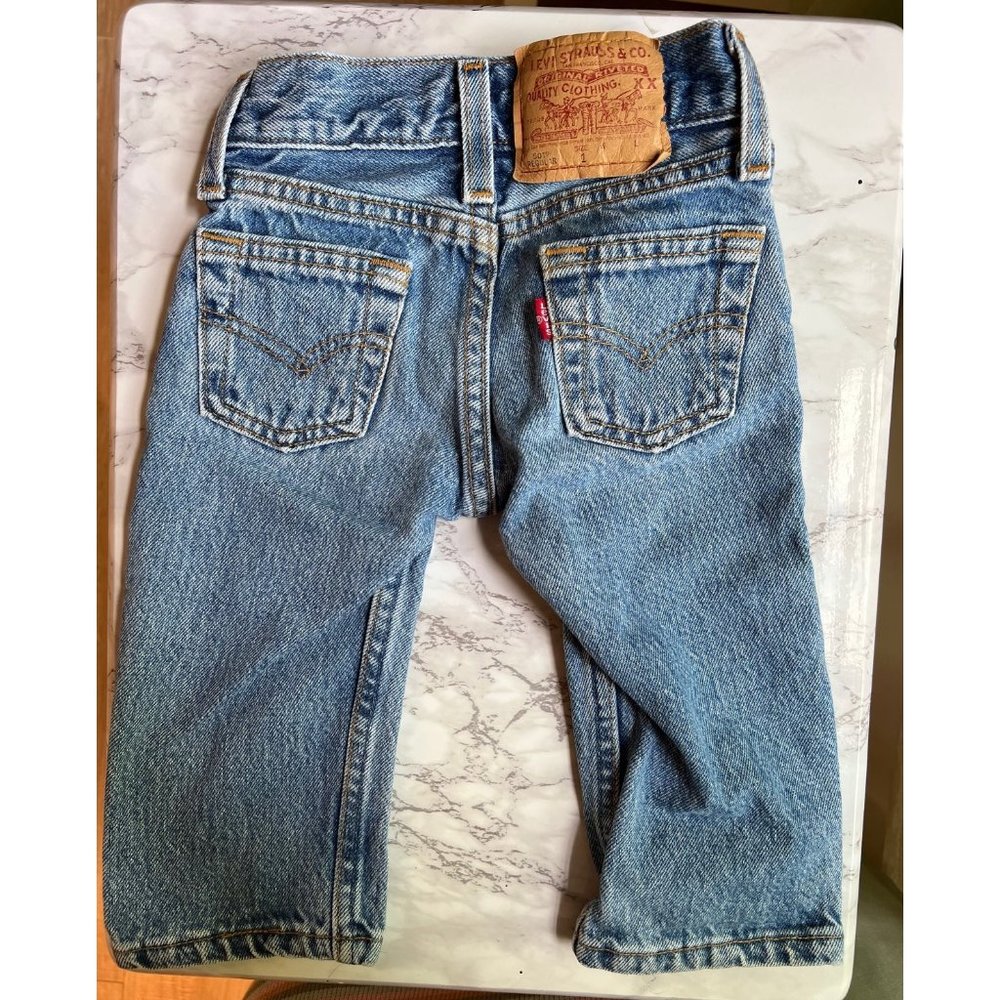 vintage levi jeans